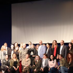 Célébration de la Fête de l’Indépendance 2025 à l’École des Sœurs du Rosaire à Cornet Hamra avec invités d’honneur et élèves